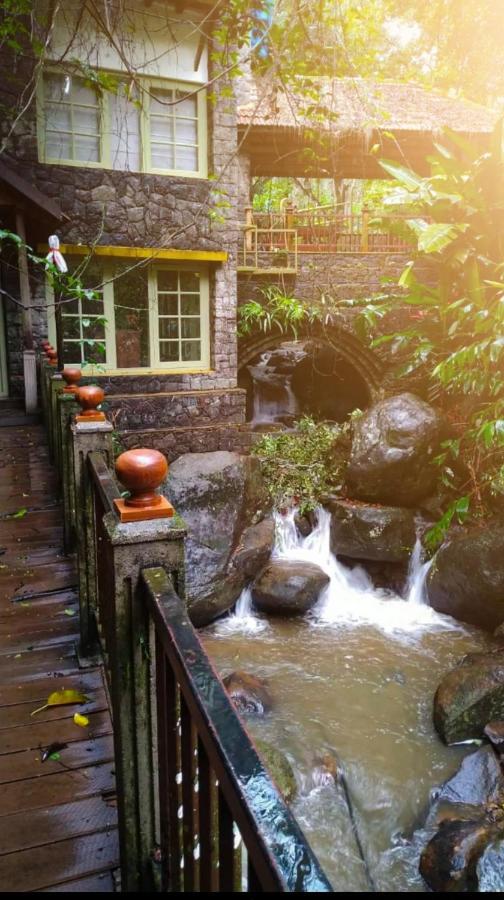 Mystic Mayapott, เทกคาดี ภายนอก รูปภาพ
