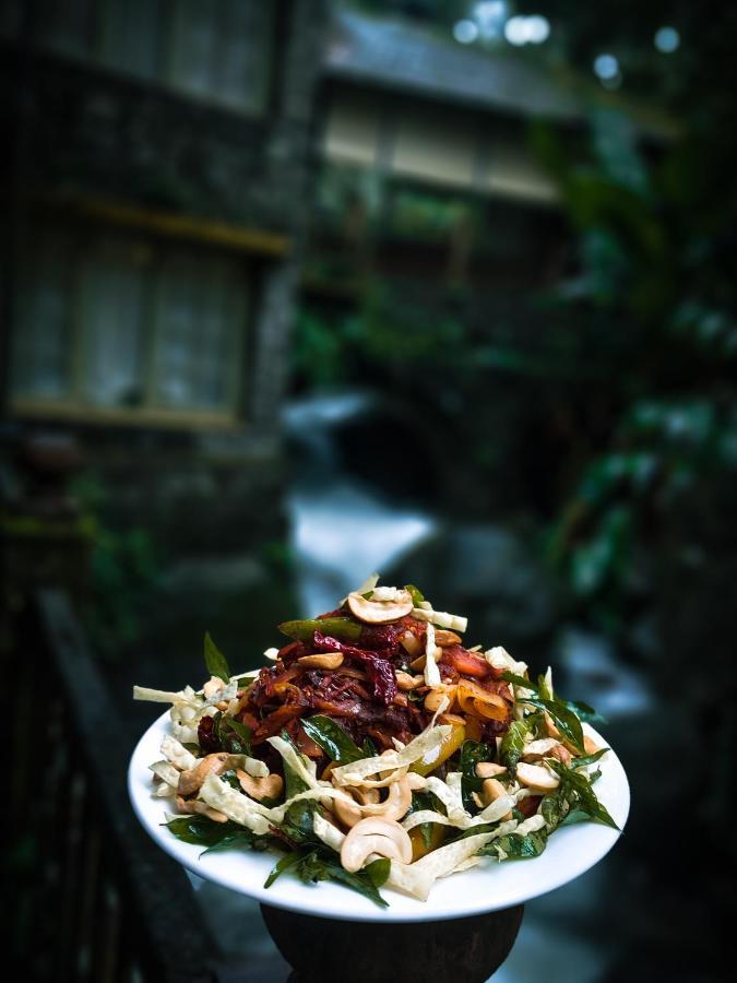 Mystic Mayapott, เทกคาดี ภายนอก รูปภาพ